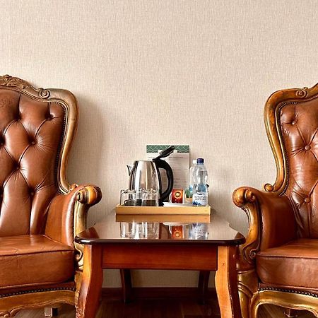 Hotel Royal Poltava Kültér fotó