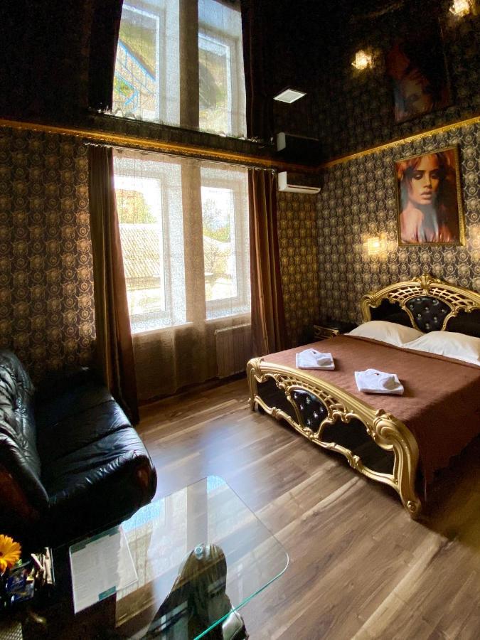 Hotel Royal Poltava Kültér fotó