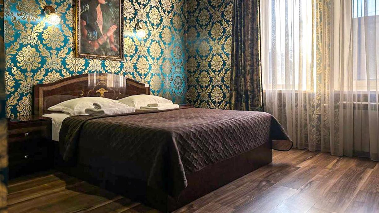 Hotel Royal Poltava Kültér fotó